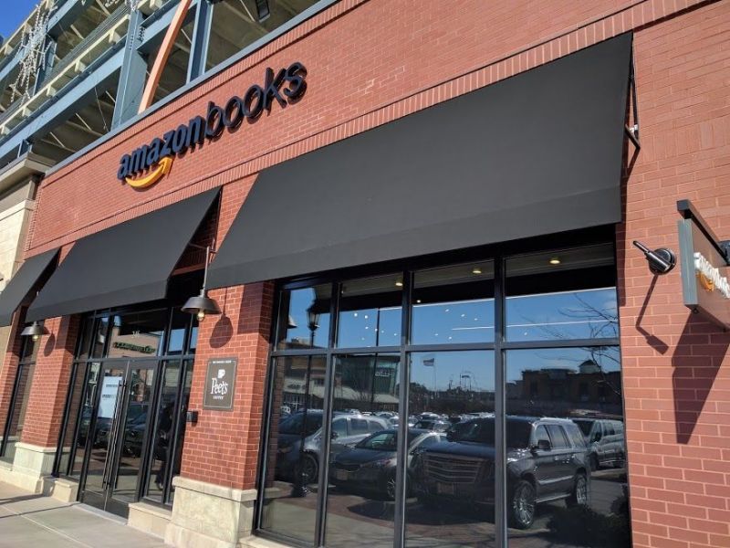 Inside an Amazon Bookstore: Rachael Allen, Our Intrepid Correspondent, Reports